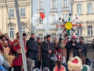 orszak trzech kroli krakow 2026 104 300x226 - Krak&oacute;w przeszedł w radosnym Orszaku. Kardynał Ryś: &bdquo;Potrzebujemy rzeczywistego spotkania&rdquo; - Galeria Zdjęć