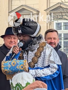 orszak trzech kroli krakow 2026 115 226x300 - Krak&oacute;w przeszedł w radosnym Orszaku. Kardynał Ryś: &bdquo;Potrzebujemy rzeczywistego spotkania&rdquo; - Galeria Zdjęć