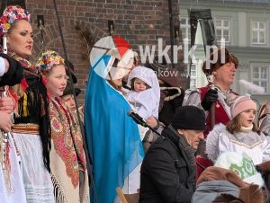 orszak trzech kroli krakow 2026 125 300x226 - Krak&oacute;w przeszedł w radosnym Orszaku. Kardynał Ryś: &bdquo;Potrzebujemy rzeczywistego spotkania&rdquo; - Galeria Zdjęć