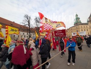 orszak trzech kroli krakow 2026 29 300x226 - Krak&oacute;w przeszedł w radosnym Orszaku. Kardynał Ryś: &bdquo;Potrzebujemy rzeczywistego spotkania&rdquo; - Galeria Zdjęć