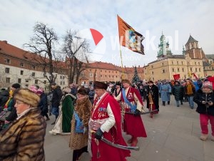 orszak trzech kroli krakow 2026 43 300x226 - Krak&oacute;w przeszedł w radosnym Orszaku. Kardynał Ryś: &bdquo;Potrzebujemy rzeczywistego spotkania&rdquo; - Galeria Zdjęć