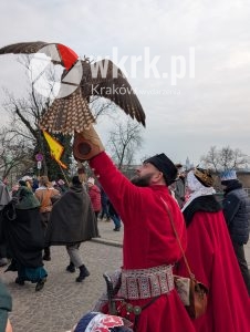 orszak trzech kroli krakow 2026 62 226x300 - Krak&oacute;w przeszedł w radosnym Orszaku. Kardynał Ryś: &bdquo;Potrzebujemy rzeczywistego spotkania&rdquo; - Galeria Zdjęć