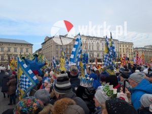 orszak trzech kroli krakow 2026 86 300x226 - Krak&oacute;w przeszedł w radosnym Orszaku. Kardynał Ryś: &bdquo;Potrzebujemy rzeczywistego spotkania&rdquo; - Galeria Zdjęć