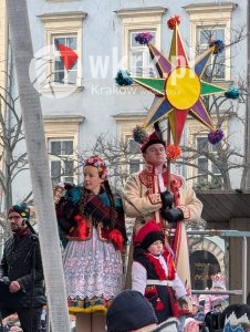 orszak trzech kroli krakow 2026 87 226x300 - Krak&oacute;w przeszedł w radosnym Orszaku. Kardynał Ryś: &bdquo;Potrzebujemy rzeczywistego spotkania&rdquo; - Galeria Zdjęć